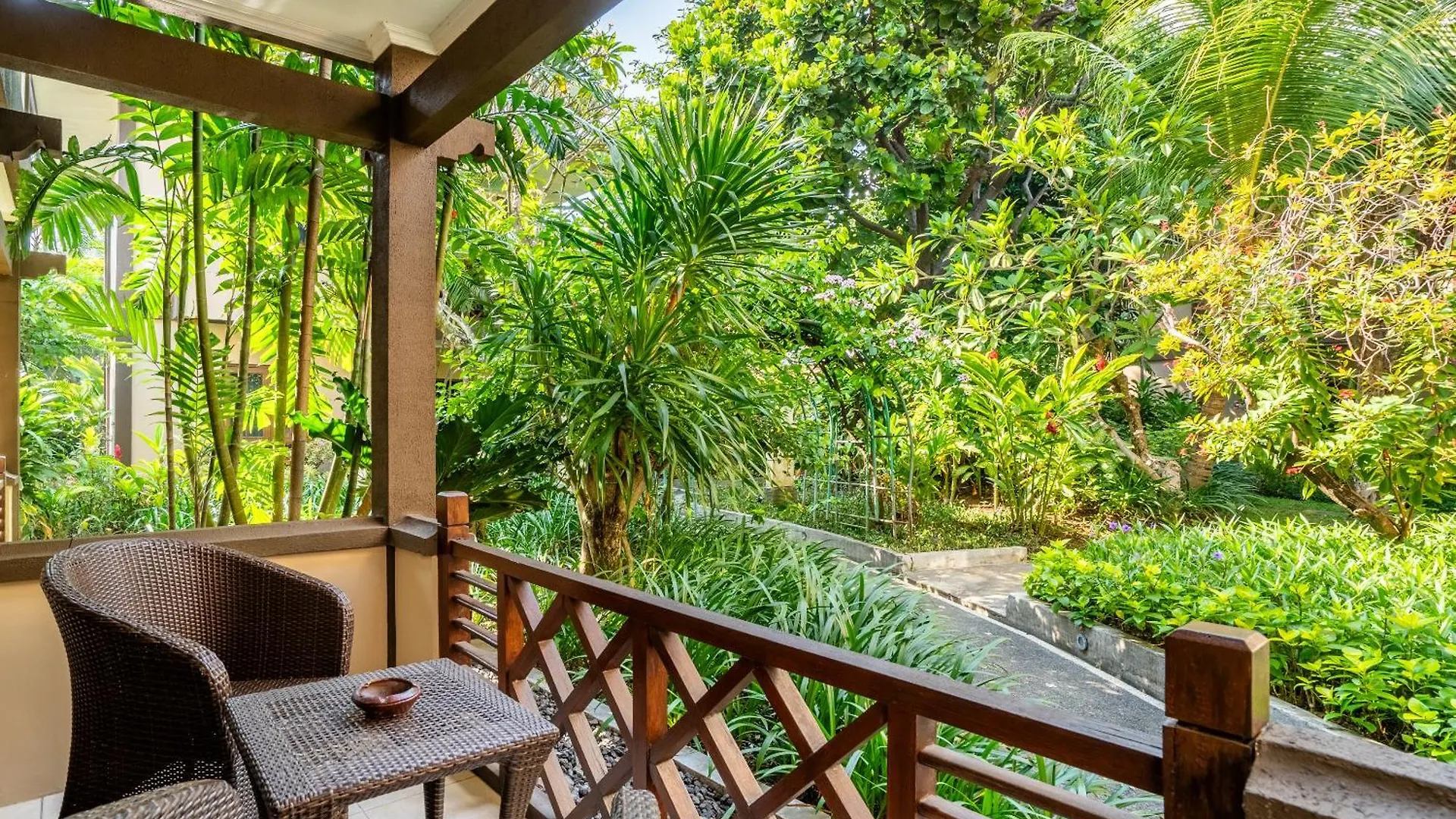 Risata Bali Resort & Spa Kuta Lombok